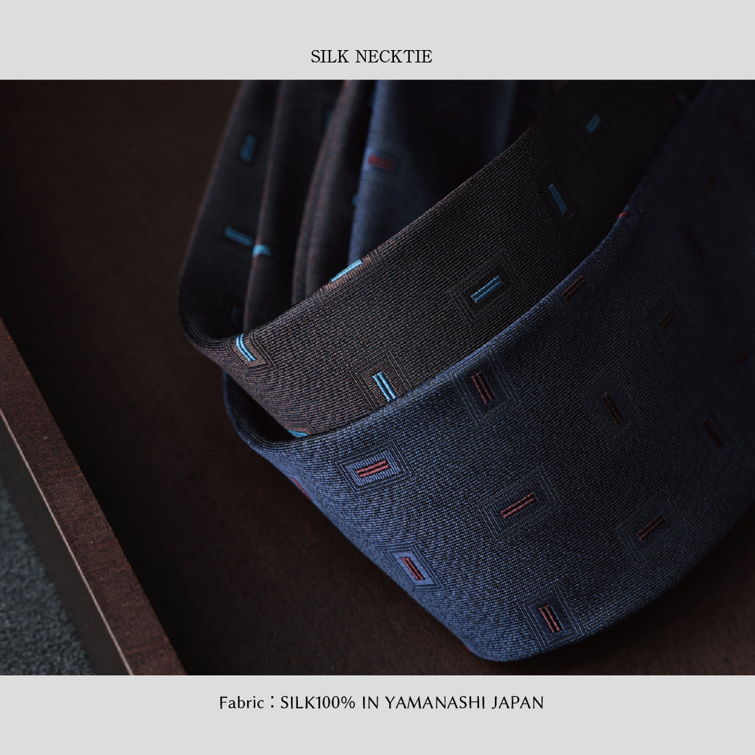 シルク スモール スクエア 小紋 YAMANASHI SILK